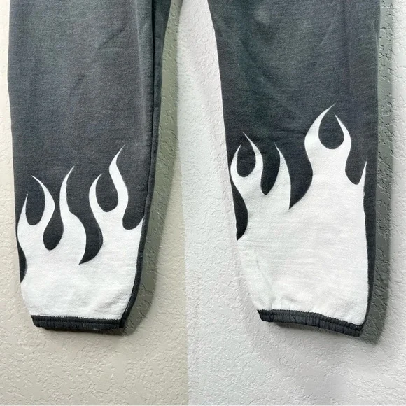 Fruit of the Loom Painted Grey Sweatpants, Men’s Small - Picture 2 of 6